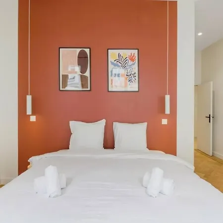 Luxe A La Francaise - 8 Personnes * Paříž