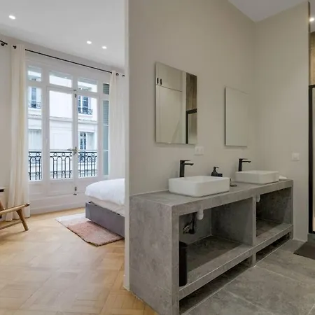 Luxe A La Francaise - 8 Personnes * Paříž