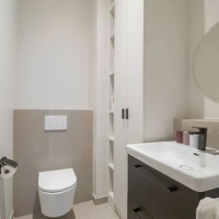 Luxe A La Francaise - 8 Personnes * Paříž